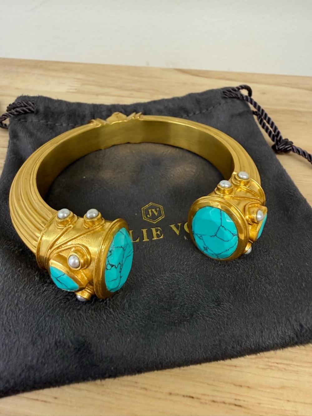 Julie vos Cannes Turquoise cuff